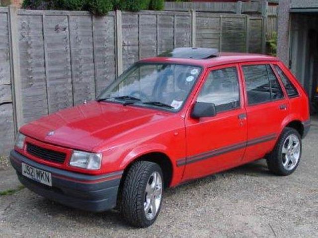 bontott OPEL CORSA A Hűtőventilátor