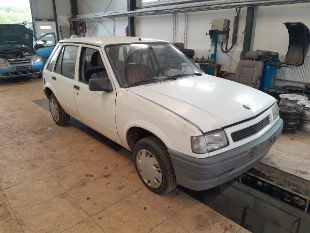 bontott OPEL CORSA A Motorvezérlő