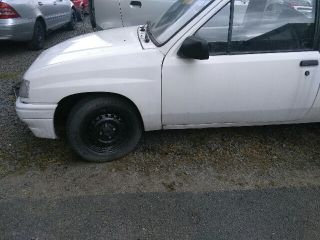 bontott OPEL CORSA A Bal Féltengely