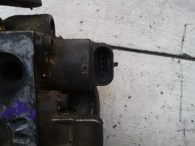 bontott OPEL CORSA A Központi Injektor