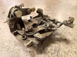 bontott OPEL CORSA A Bal első Ajtózár