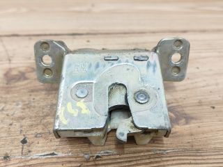 bontott OPEL CORSA A Csomagtérajtó Zárszerkezet