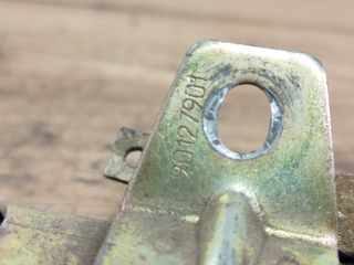 bontott OPEL CORSA A Csomagtérajtó Zárszerkezet