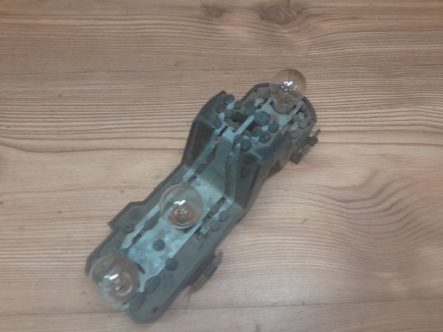 bontott OPEL CORSA A Jobb Hátsó Lámpa Foglalat