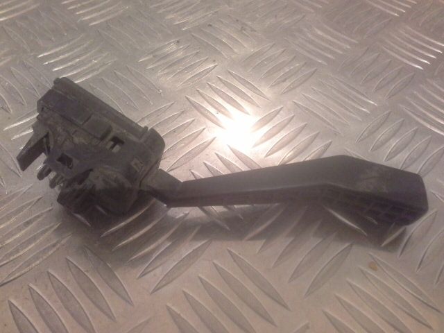 bontott OPEL CORSA A Jobb Kormánykapcsoló Ablaktörlő