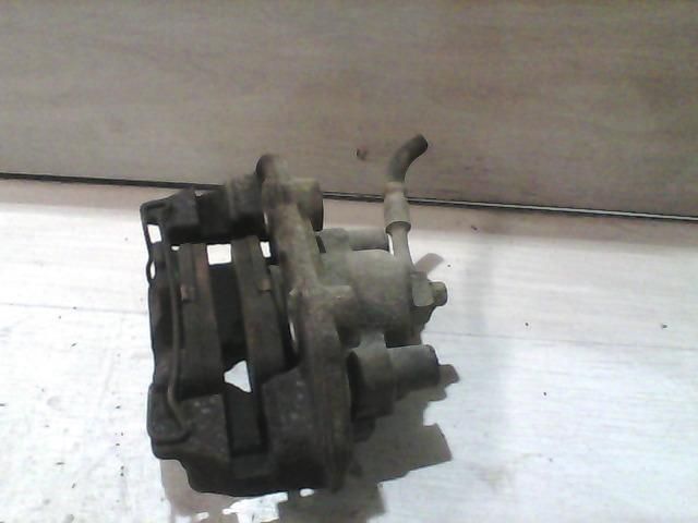 bontott OPEL CORSA B Bal első Féknyereg Munkahengerrel