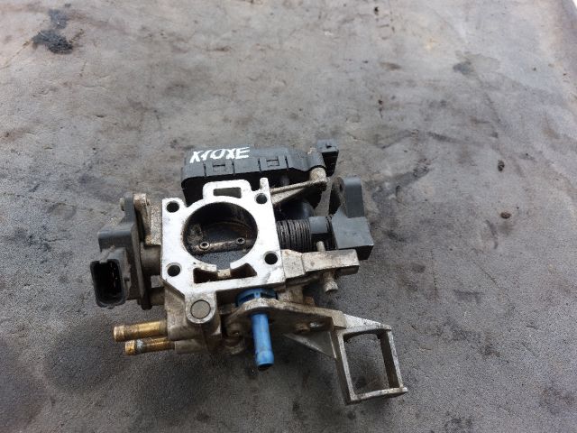 bontott OPEL CORSA B Fojtószelep (Mechanikus)