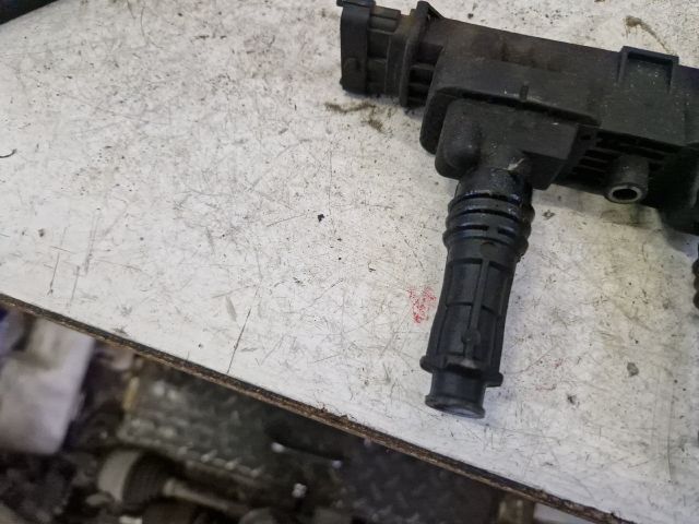 bontott OPEL CORSA B Gyújtótrafó Szett