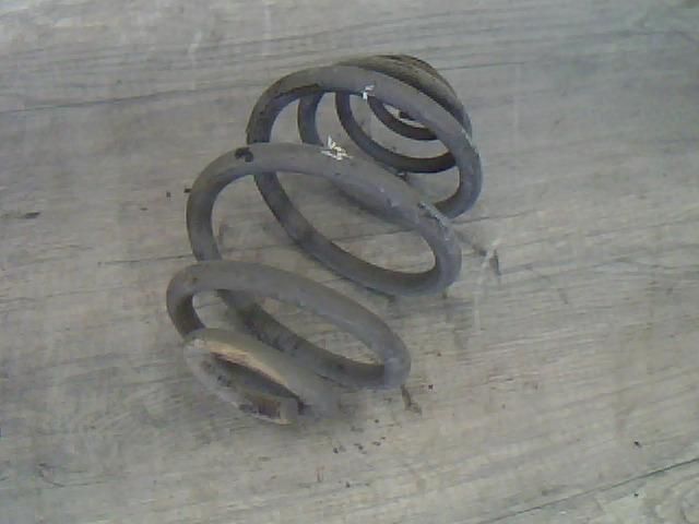 bontott OPEL CORSA B Hátsó Rugó