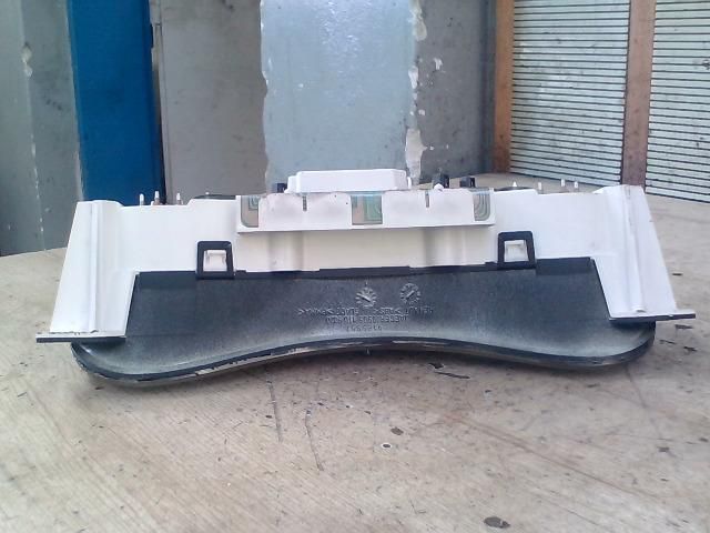 bontott OPEL CORSA B Kilométeróra