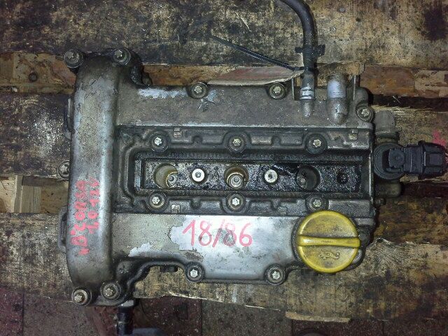 bontott OPEL CORSA B Kipufogó Vezérműtengely