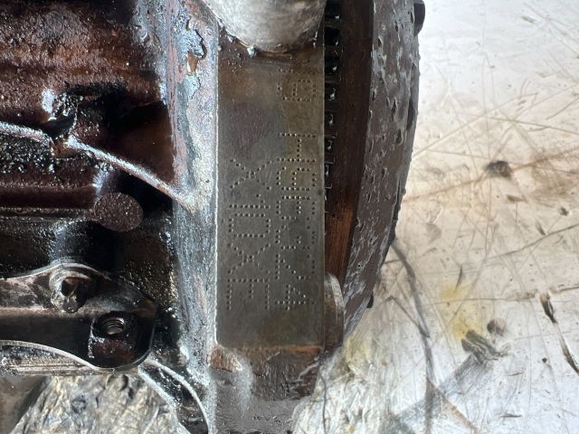 bontott OPEL CORSA B Motor (Fűzött blokk hengerfejjel)