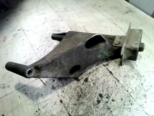 bontott OPEL CORSA B Motor Tartó Bak (Fém)