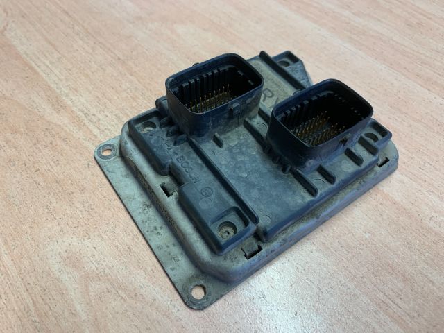 bontott OPEL CORSA B Motorvezérlő