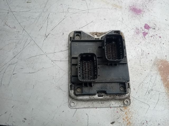 bontott OPEL CORSA B Motorvezérlő