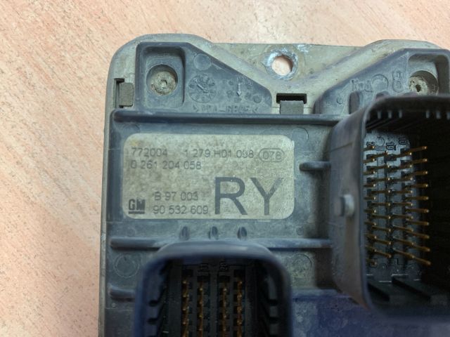 bontott OPEL CORSA B Motorvezérlő