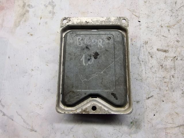 bontott OPEL CORSA B Motorvezérlő