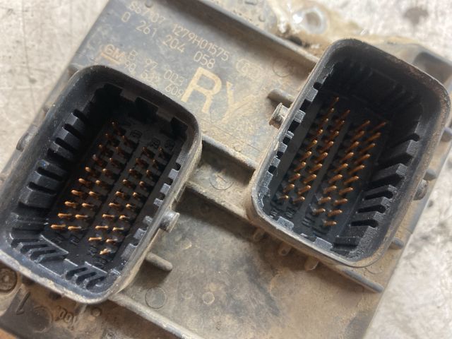 bontott OPEL CORSA B Motorvezérlő