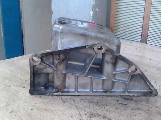 bontott OPEL CORSA B Olajteknő