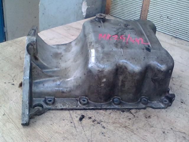 bontott OPEL CORSA B Olajteknő