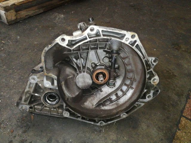 bontott OPEL CORSA B Váltó (Mechanikus)