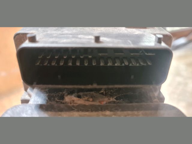 bontott OPEL CORSA B ABS Kocka