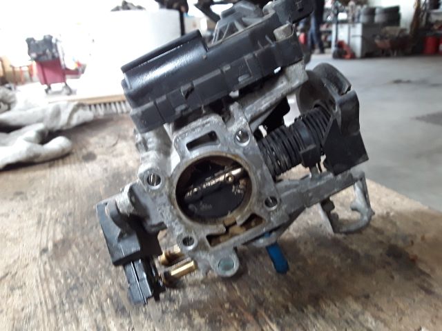 bontott OPEL CORSA B Fojtószelep (Mechanikus)