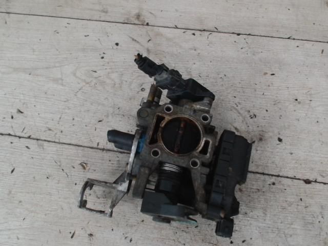 bontott OPEL CORSA B Fojtószelep (Mechanikus)