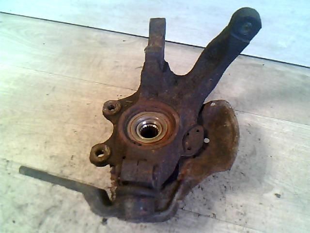 bontott OPEL CORSA B Jobb első Csonkállvány Kerékaggyal