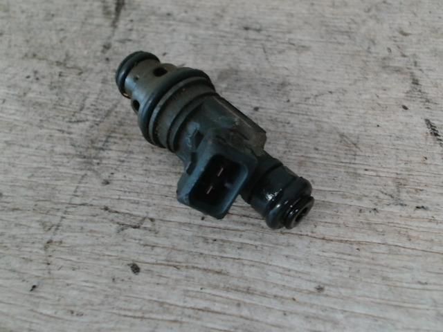 bontott OPEL CORSA B Porlasztó (1 db)