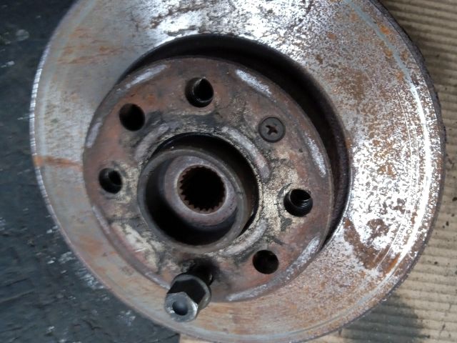 bontott OPEL CORSA B Bal első Csonkállvány Kerékaggyal