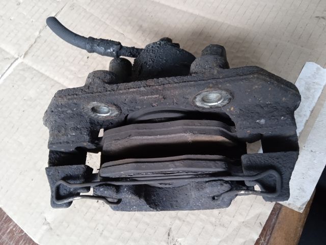 bontott OPEL CORSA B Bal első Féknyereg Munkahengerrel