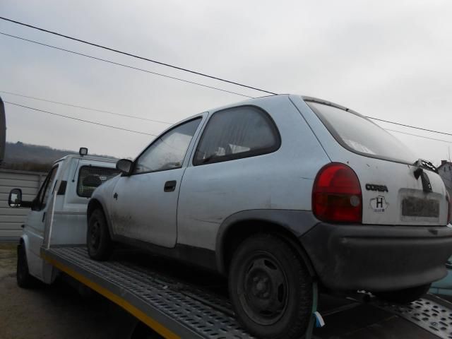 bontott OPEL CORSA B Bal első Féknyereg Munkahengerrel