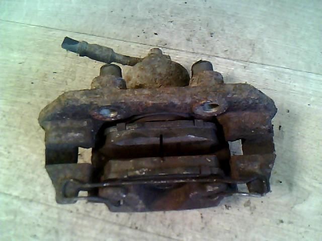 bontott OPEL CORSA B Bal első Féknyereg Munkahengerrel