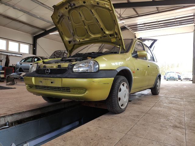 bontott OPEL CORSA B Bal első Gólyaláb (Lengécsillapító, Rugó)