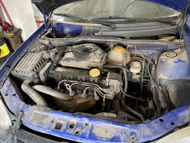 bontott OPEL CORSA B Bal első Rugó