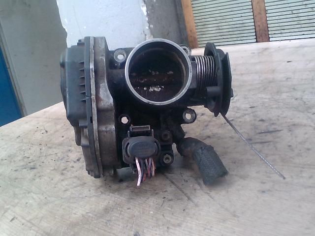 bontott OPEL CORSA B Fojtószelep (Mechanikus)