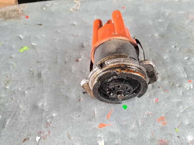 bontott OPEL CORSA B Gyújtáselosztó és Gyertya Kábel