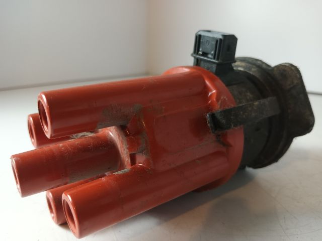 bontott OPEL CORSA B Gyújtáselosztó