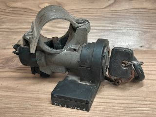 bontott OPEL CORSA B Gyújtáskapcsoló Házzal