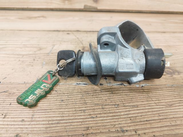 bontott OPEL CORSA B Gyújtáskapcsoló Házzal