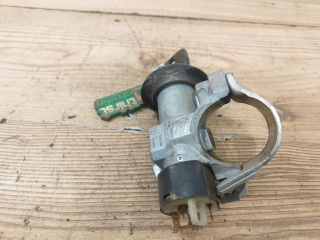 bontott OPEL CORSA B Gyújtáskapcsoló Házzal