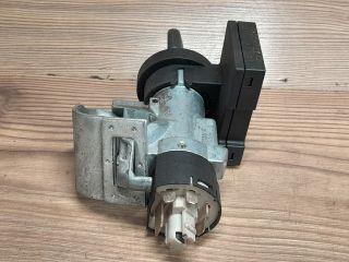 bontott OPEL CORSA B Gyújtáskapcsoló Házzal