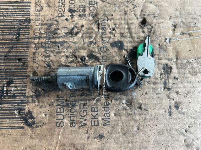 bontott OPEL CORSA B Gyújtáskapcsoló