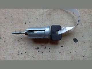 bontott OPEL CORSA B Gyújtáskapcsoló