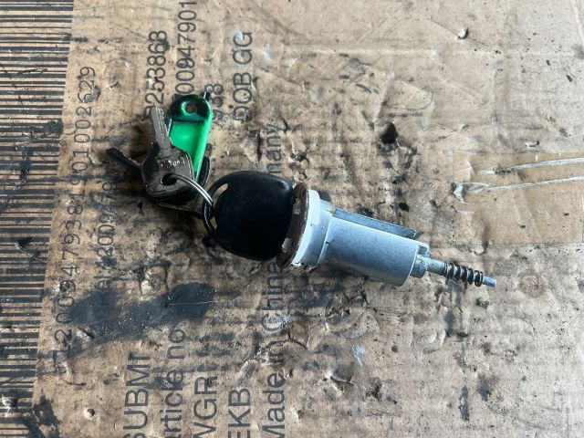 bontott OPEL CORSA B Gyújtáskapcsoló