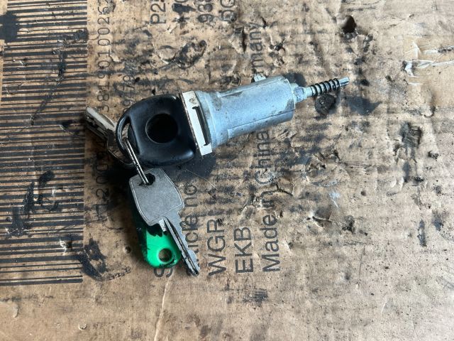 bontott OPEL CORSA B Gyújtáskapcsoló