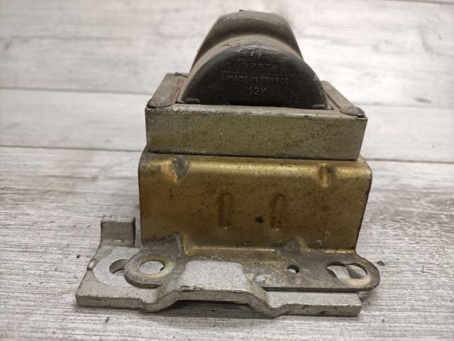 bontott OPEL CORSA B Gyújtótrafó