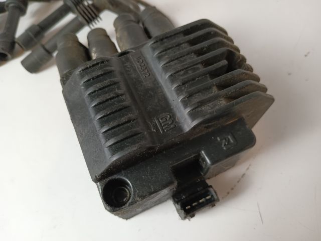 bontott OPEL CORSA B Gyújtótrafó