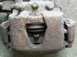 bontott OPEL CORSA B Jobb első Féknyereg Munkahengerrel